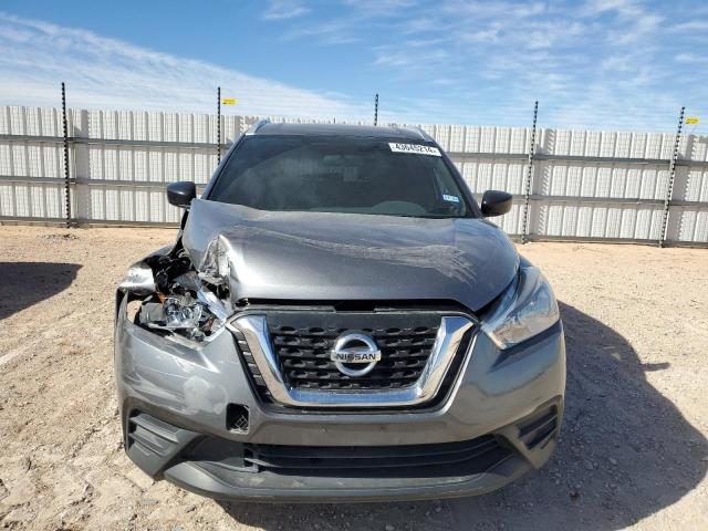 3N1CP5CU5KL523060 - 2019 NISSAN KICKS S GRAY photo 5