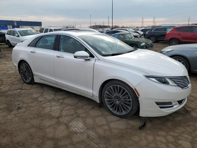 3LN6L2GK6ER825466 - 2014 LINCOLN MKZ WHITE photo 4