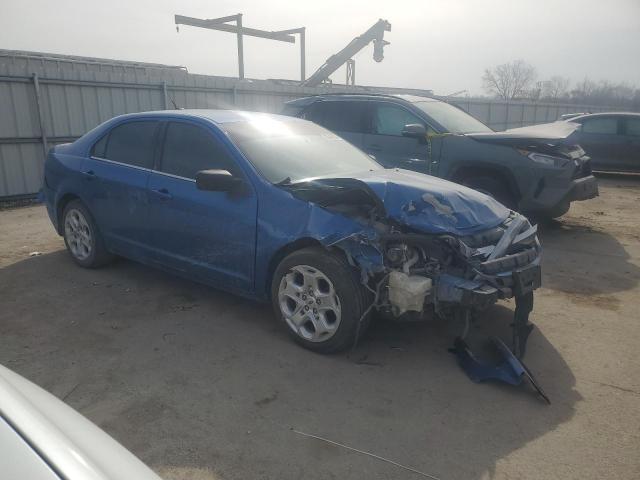 3FAHP0HAXBR121896 - 2011 FORD FUSION SE BLUE photo 4