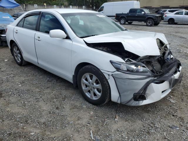 4T1BF3EK2BU681174 - 2011 TOYOTA CAMRY BASE WHITE photo 4