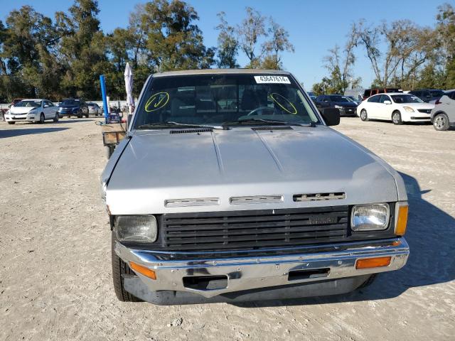 1N6HD11S0GC431957 - 1986 NISSAN D21 SHORT BED TWO TONE photo 5