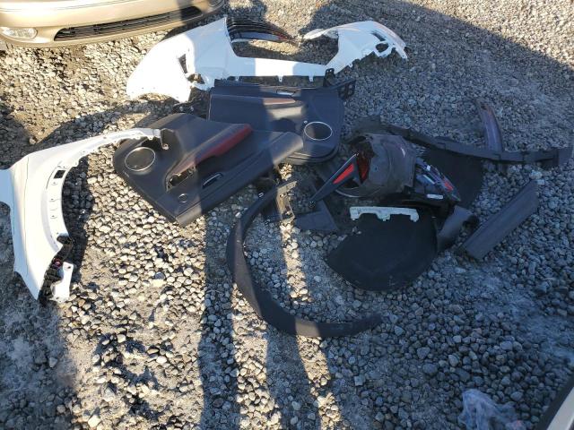 JTJYARBZ0K2142739 - 2019 LEXUS NX 300 BASE თეთრი ფოტო 13