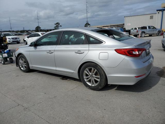 5NPE24AF6HH518218 - 2017 HYUNDAI SONATA SE SILVER photo 2