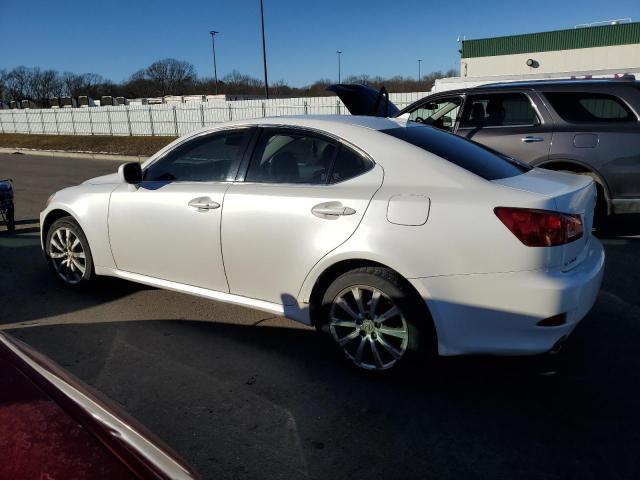 JTHCK262672015160 - 2007 LEXUS IS 250 WHITE photo 2