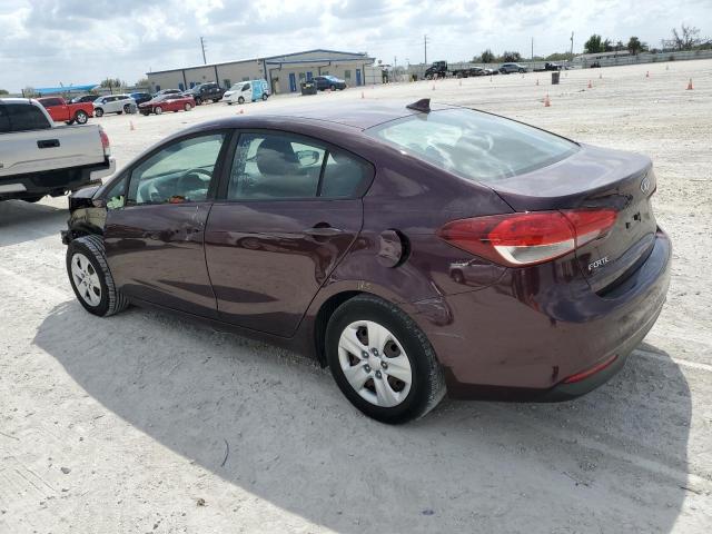 3KPFK4A71JE257670 - 2018 KIA FORTE LX BURGUNDY photo 2