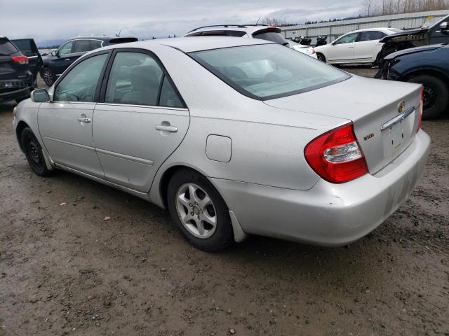 4T1BE32KX2U542899 - 2002 TOYOTA CAMRY LE SILVER photo 2