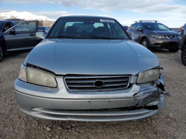 JT2BG22K9Y0518319 - 2000 TOYOTA CAMRY CE SILVER photo 5