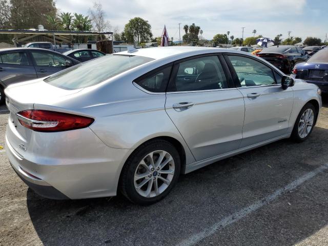 3FA6P0LU7KR121816 - 2019 FORD FUSION SE SILVER photo 3