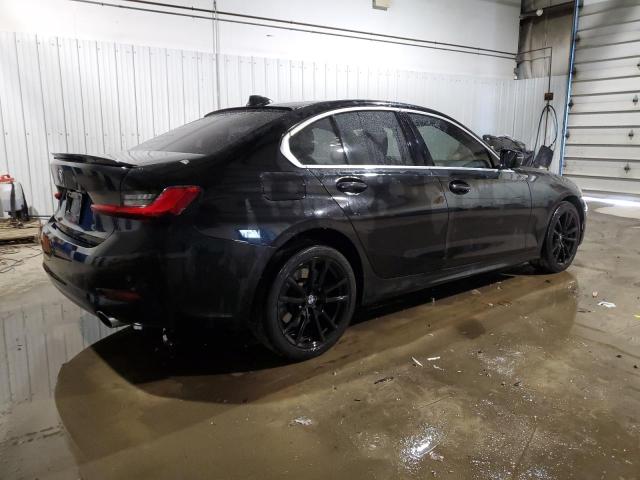 WBA5R7C5XKFH17257 - 2019 BMW 330XI BLACK photo 3