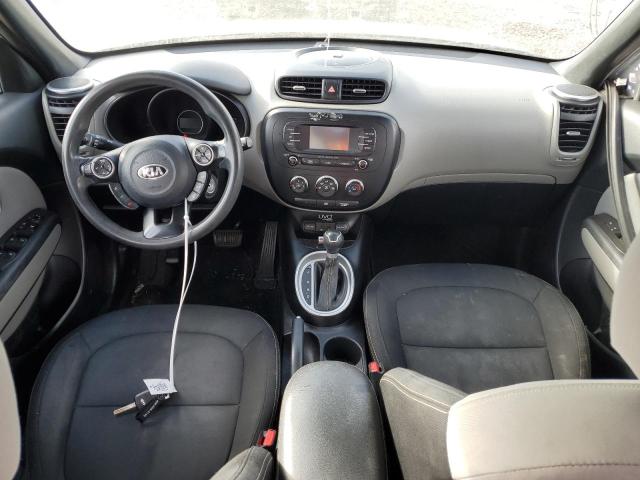 KNDJP3A50E7704077 - 2014 KIA SOUL + SILVER photo 8