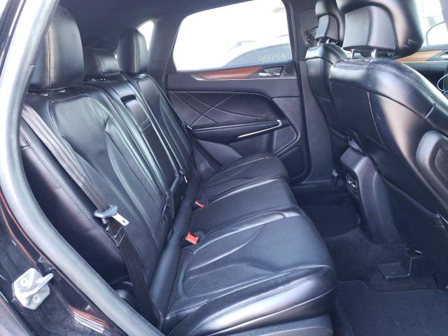 5LMCJ2C98JUL31119 - 2018 LINCOLN MKC SELECT Սև լուսանկար 10
