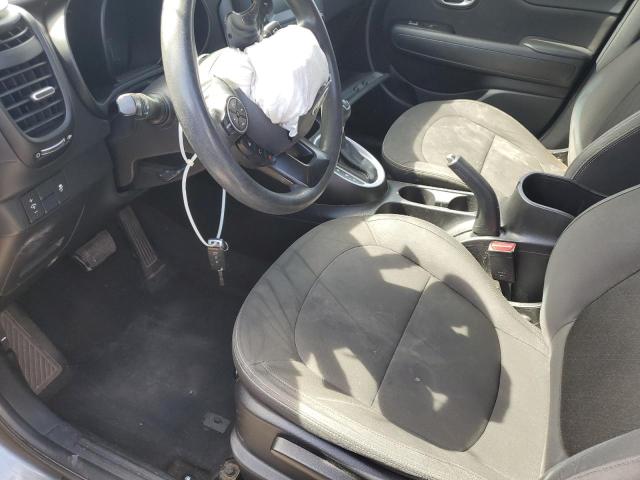 KNDJN2A26E7097852 - 2014 KIA SOUL GRAY photo 7