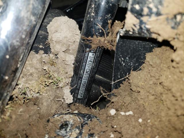 1HD1FCW101Y660108 - 2001 HARLEY-DAVIDSON FLHTCUI 黑色 照片 10