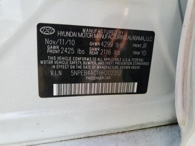 5NPEB4AC1BH202352 - 2011 HYUNDAI SONATA GLS WHITE photo 12