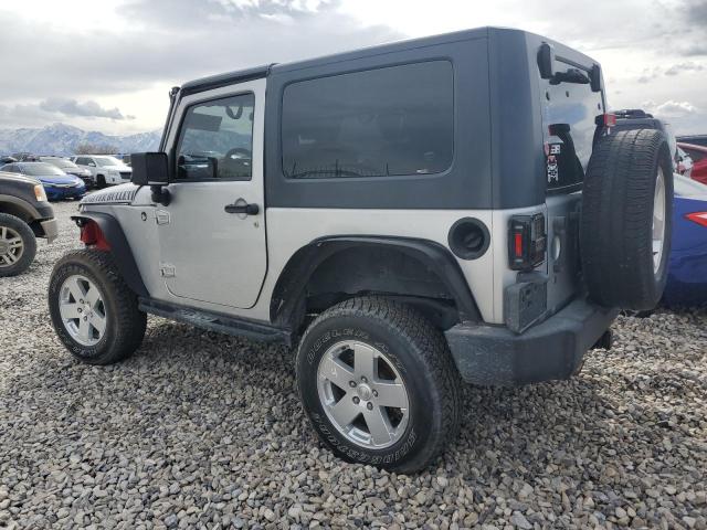 1J4FA24129L728415 - 2009 JEEP WRANGLER X SILVER photo 2