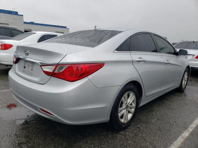 5NPEB4AC0DH741063 - 2013 HYUNDAI SONATA GLS SILVER photo 3