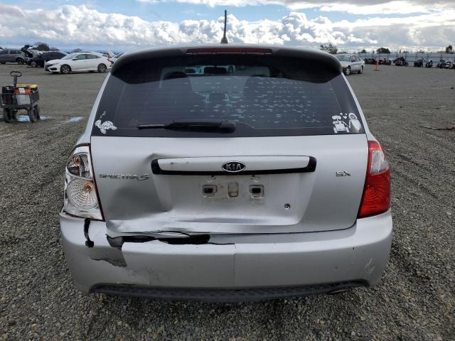 KNAFE162385021270 - 2008 KIA SPECTRA5 5 SX SILVER photo 6