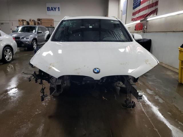 WBXHT3C37H5F71393 - 2017 BMW X1 XDRIVE28I WHITE photo 5