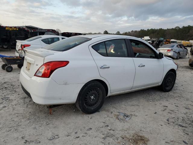 3N1CN7AP7JL845972 - 2018 NISSAN VERSA S WHITE photo 3