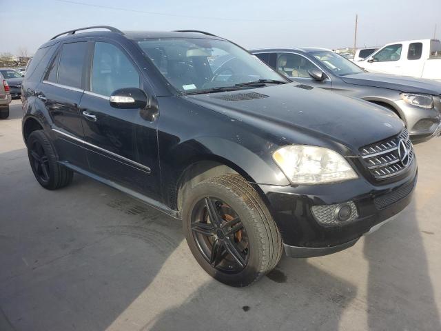 4JGBB86EX8A389848 - 2008 MERCEDES-BENZ ML 350 BLACK photo 4