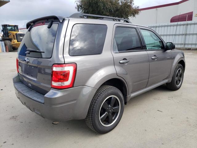 1FMCU0D72CKC54550 - 2012 FORD ESCAPE XLT GRAY photo 3