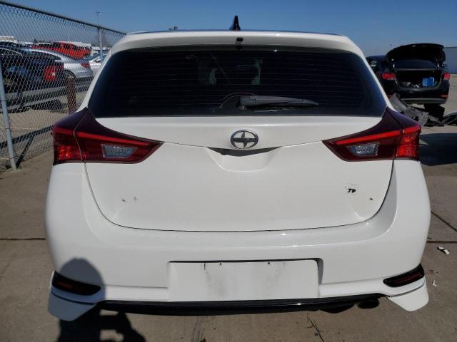 JTNKARJE2GJ522908 - 2016 TOYOTA SCION IM WHITE photo 6