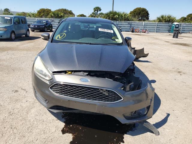 1FADP3K20HL249184 - 2017 FORD FOCUS SE GRAY photo 5