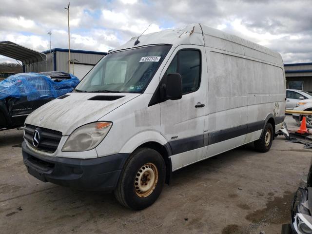 WD3PE8CB4B5586567 - 2011 MERCEDES-BENZ SPRINTER 2500 WHITE photo 1