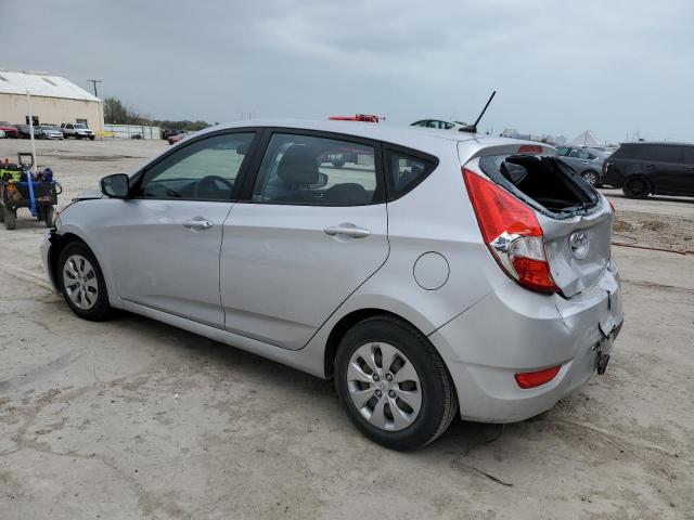 KMHCT5AE8GU243999 - 2016 HYUNDAI ACCENT SE SILVER photo 2