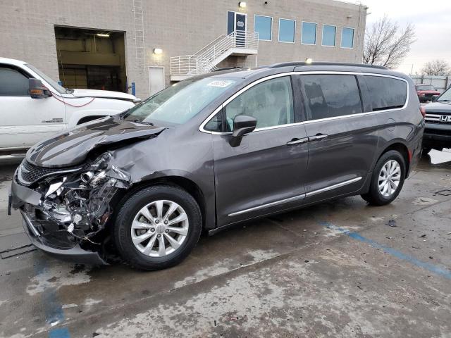 2C4RC1BG0HR675928 - 2017 CHRYSLER PACIFICA TOURING L CHARCOAL photo 1