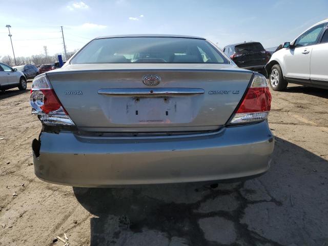 4T1BE32K95U563635 - 2005 TOYOTA CAMRY LE GRAY photo 6