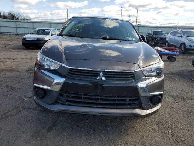 JA4AR3AU3HZ068775 - 2017 MITSUBISHI OUTLANDER ES GRAY photo 5