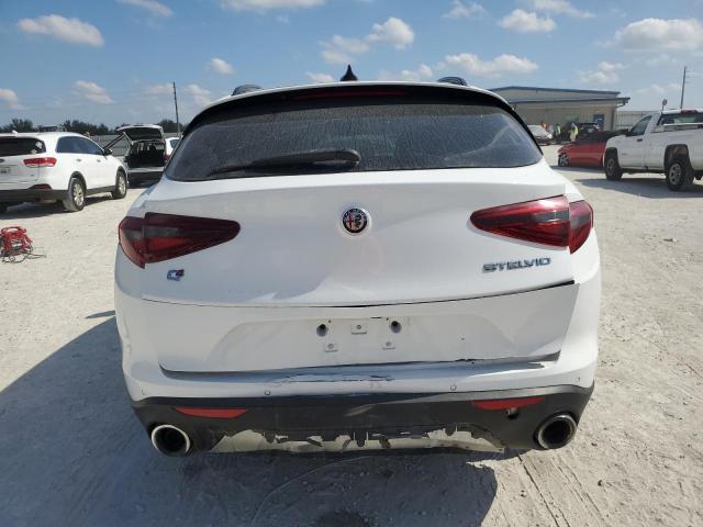 ZASPAKBN4K7C50293 - 2019 ALFA ROMEO STELVIO TI WHITE photo 6