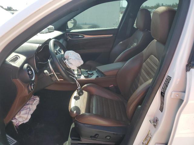 ZASPAKBN4K7C50293 - 2019 ALFA ROMEO STELVIO TI WHITE photo 7