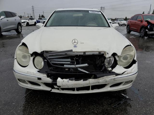 WDBUF65J94A552745 - 2004 MERCEDES-BENZ E 320 WHITE photo 5