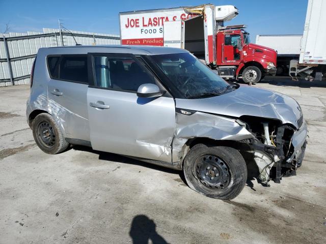 KNDJN2A24E7703732 - 2014 KIA SOUL SILVER photo 4