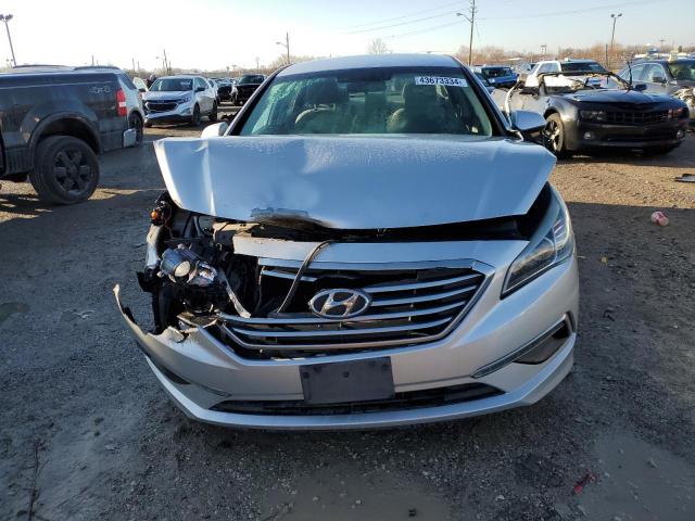 5NPE24AF4FH026008 - 2015 HYUNDAI SONATA SE SILVER photo 5