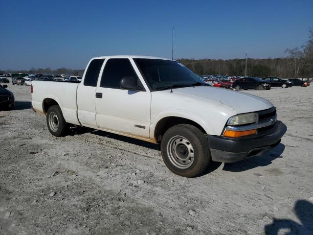 1GCCS19W628208862 - 2002 CHEVROLET S TRUCK S10 WHITE photo 4