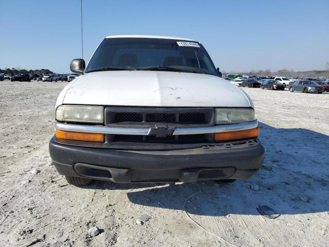 1GCCS19W628208862 - 2002 CHEVROLET S TRUCK S10 WHITE photo 5