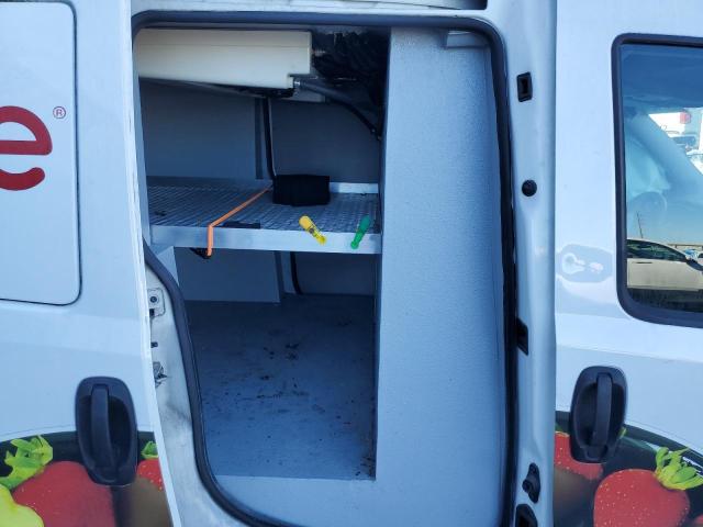 ZFBERFABXJ6J69667 - 2018 RAM PROMASTER 白色 照片 10