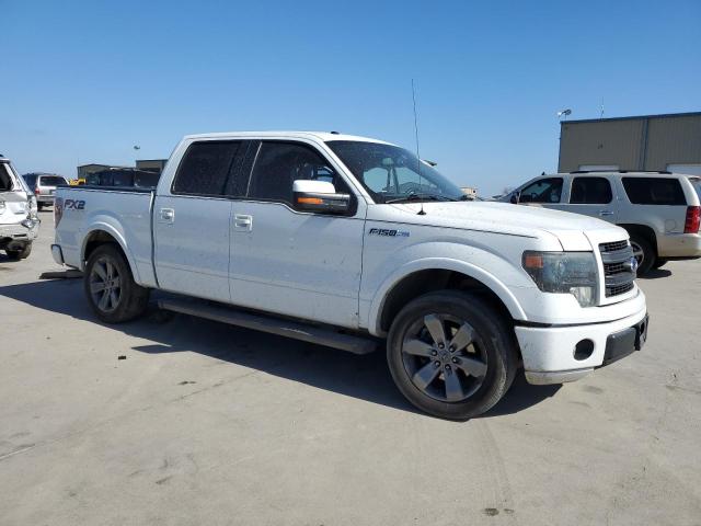 1FTFW1CFXDKF52100 - 2013 FORD F150 SUPERCREW WHITE photo 4