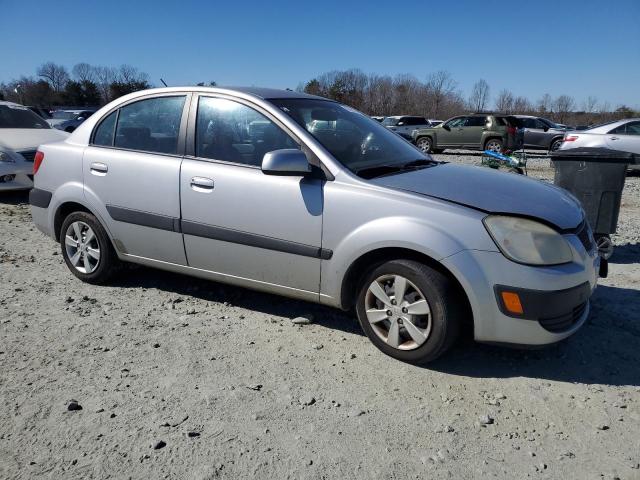 KNADE123586323935 - 2008 KIA RIO BASE SILVER photo 4