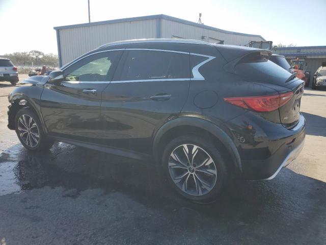 SJKCH5CR5HA026187 - 2017 INFINITI QX30 BASE BLACK photo 2