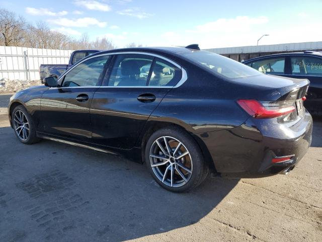 3MW5R7J04L8B09748 - 2020 BMW 330XI BLACK photo 2