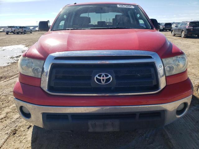 5TFDW5F10AX144914 - 2010 TOYOTA TUNDRA CREWMAX SR5 RED photo 5