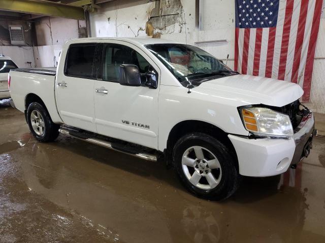 1N6AA07B47N245564 - 2007 NISSAN TITAN XE WHITE photo 4