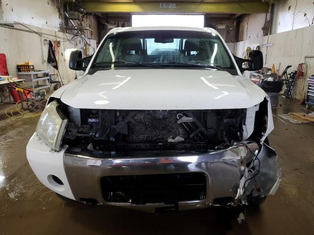 1N6AA07B47N245564 - 2007 NISSAN TITAN XE WHITE photo 5