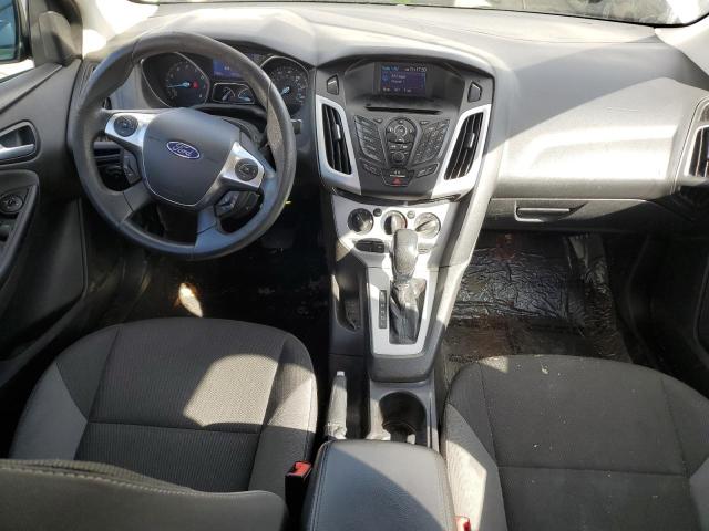 1FADP3F28DL285581 - 2013 FORD FOCUS SE WHITE photo 8