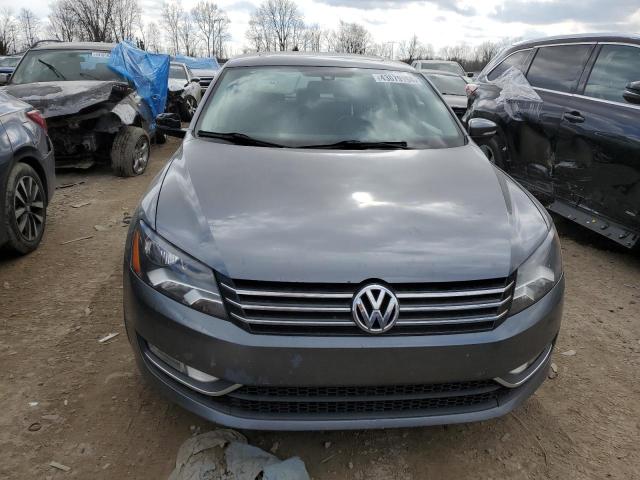 1VWBS7A34FC057293 - 2015 VOLKSWAGEN PASSAT SE CHARCOAL photo 5