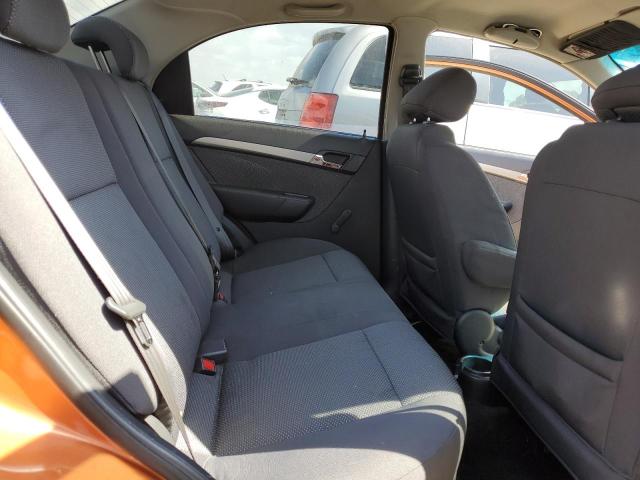 KL1TD56638B075910 - 2008 CHEVROLET AVEO BASE ORANGE photo 10